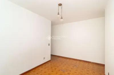 Apartamento com 2 quartos para alugar na rua silvério souto, 111, teresópolis, porto alegre, 60 m2 por r$ 4.500