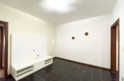 Apartamento com 2 quartos para alugar na rua coronel fernando machado, 992, centro histórico, porto alegre, 79 m2 por r$ 2.300
