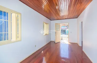 Casa em condomínio fechado com 4 quartos para alugar na rua doze de outubro, 232, partenon, porto alegre, 311 m2 por r$ 3.500