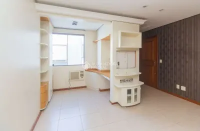 Apartamento com 1 quarto para alugar na rua santa cecília, 1725, santa cecília, porto alegre, 46 m2 por r$ 2.810