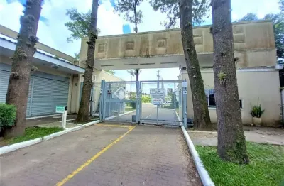 Casa em condomínio fechado com 3 quartos para alugar na avenida edgar pires de castro, 2520, hípica, porto alegre, 141 m2 por r$ 2.000