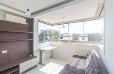 Apartamento com 1 quarto para alugar na avenida bento gonçalves, 4093, partenon, porto alegre, 43 m2 por r$ 2.400