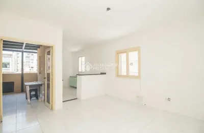 Apartamento com 1 quarto para alugar na rua riachuelo, 1318, centro histórico, porto alegre, 68 m2 por r$ 2.250