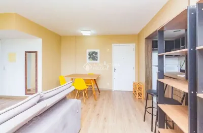 Apartamento com 2 quartos para alugar na avenida bento gonçalves, 1515, partenon, porto alegre, 68 m2 por r$ 2.950