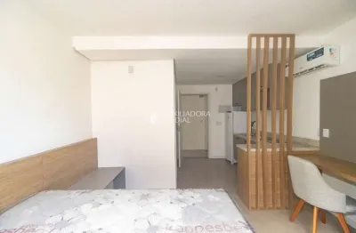 Loft com 1 quarto para alugar na rua irmão josé otão, 81, bom fim, porto alegre, 25 m2 por r$ 3.650