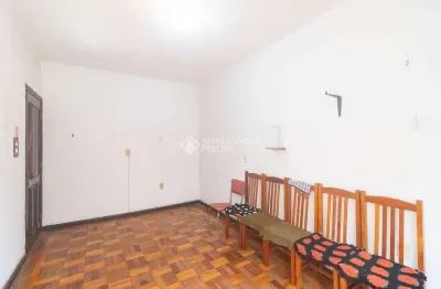 Apartamento com 2 quartos para alugar na rua jerônimo coelho, 95, centro histórico, porto alegre, 74 m2 por r$ 2.500