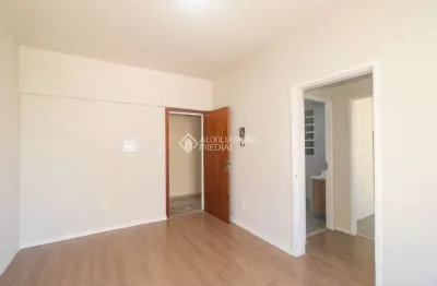 Apartamento com 1 quarto para alugar na rua jerônimo coelho, 44, centro histórico, porto alegre, 42 m2 por r$ 2.100
