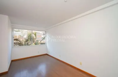 Apartamento com 1 quarto para alugar na avenida lavras, 598, petrópolis, porto alegre, 60 m2 por r$ 2.300