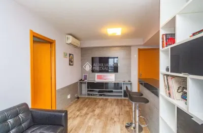 Apartamento com 1 quarto para alugar na Avenida Luiz Manoel Gonzaga, 470, Três Figueiras, Porto Alegre, 65 m2 por R$ 4.400