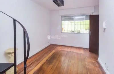 Apartamento com 3 quartos para alugar na Beco Souza Costa, 58, Morro Santana, Porto Alegre, 110 m2 por R$ 1.900