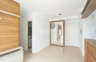 Apartamento com 2 quartos para alugar na Rua Teotônia, 300, Camaquã, Porto Alegre, 56 m2 por R$ 2.200