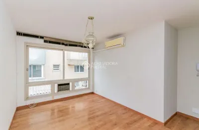 Apartamento com 2 quartos para alugar na Rua Vicente da Fontoura, 2895, Bela Vista, Porto Alegre, 71 m2 por R$ 2.300