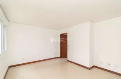 Apartamento com 2 quartos para alugar na rua coronel neves, 463, medianeira, porto alegre, 60 m2 por r$ 1.500