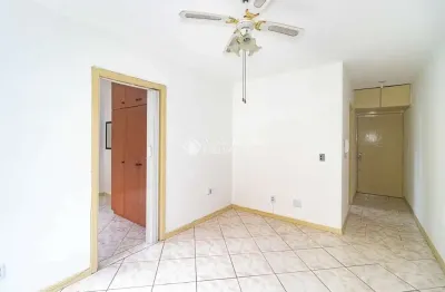 Apartamento com 1 quarto para alugar na avenida coronel lucas de oliveira, 2902, petrópolis, porto alegre, 41 m2 por r$ 1.450