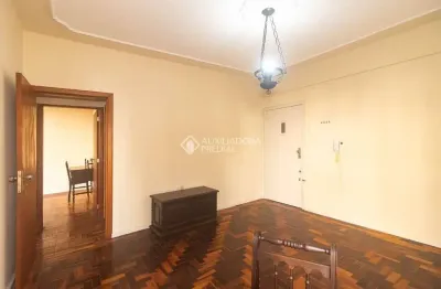Apartamento com 2 quartos para alugar na rua jerônimo coelho, 95, centro histórico, porto alegre, 54 m2 por r$ 1.750