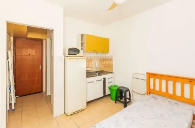 Apartamento com 1 quarto para alugar na avenida senador salgado filho, 359, centro histórico, porto alegre, 21 m2 por r$ 880