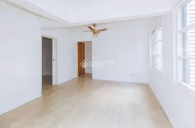 Apartamento com 2 quartos para alugar na rua coronel jaime da costa pereira, 440, partenon, porto alegre, 78 m2 por r$ 1.600