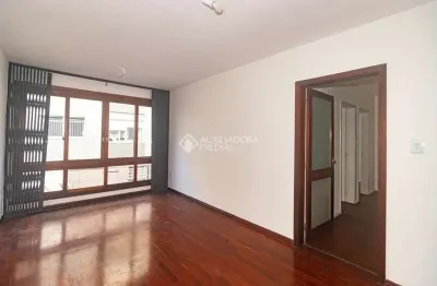 Apartamento com 3 quartos para alugar na rua francisco ferrer, 133, rio branco, porto alegre, 97 m2 por r$ 2.000