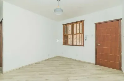 Apartamento com 2 quartos para alugar na avenida alegrete, 90, petrópolis, porto alegre, 60 m2 por r$ 1.800