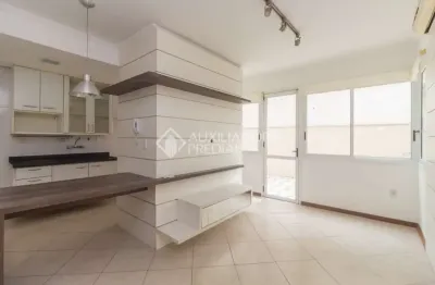 Apartamento com 1 quarto para alugar na rua são francisco, 476, santana, porto alegre, 70 m2 por r$ 2.100