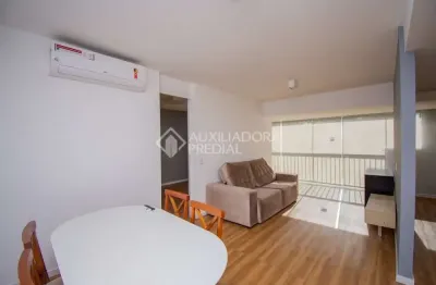 Apartamento com 1 quarto para alugar na avenida luiz manoel gonzaga, 470, três figueiras, porto alegre, 50 m2 por r$ 3.500