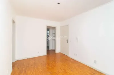 Apartamento com 1 quarto para alugar na avenida coronel lucas de oliveira, 2470, petrópolis, porto alegre, 45 m2 por r$ 1.400