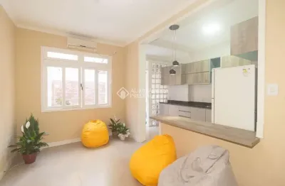 Apartamento com 1 quarto para alugar na rua washington luiz, 854, centro histórico, porto alegre, 44 m2 por r$ 2.150