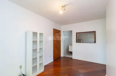 Apartamento com 2 quartos para alugar na avenida da cavalhada, 5516, cavalhada, porto alegre, 67 m2 por r$ 1.600