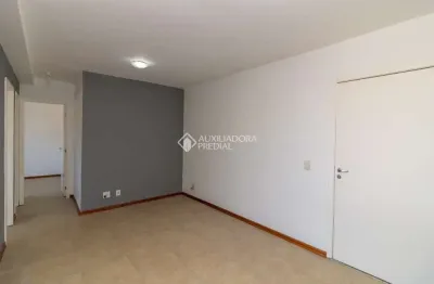 Apartamento com 2 quartos para alugar na rua doutor campos velho, 1756, cristal, porto alegre, 50 m2 por r$ 1.850