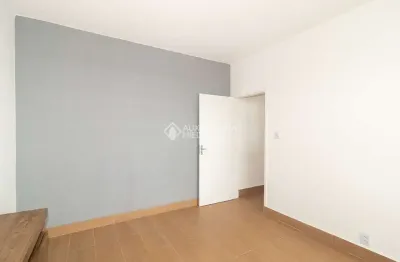 Apartamento com 1 quarto para alugar na rua marcílio dias, 702, menino deus, porto alegre, 51 m2 por r$ 1.790