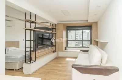 Apartamento com 1 quarto para alugar na Avenida Independência, 1053, Independência, Porto Alegre, 41 m2 por R$ 3.950
