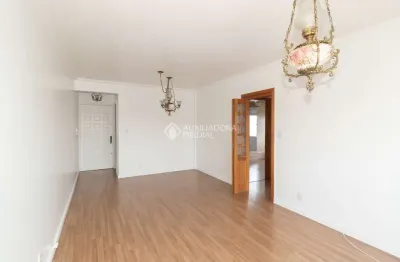 Apartamento com 2 quartos para alugar na rua luiz de camões, 415, santo antônio, porto alegre, 82 m2 por r$ 2.500