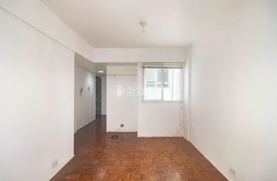 Apartamento com 1 quarto para alugar na travessa comendador batista, 62, cidade baixa, porto alegre, 30 m2 por r$ 1.050