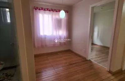 Apartamento com 2 quartos para alugar na rua soely nunes rosa, 115, restinga, porto alegre, 47 m2 por r$ 1.200