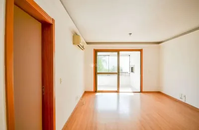 Apartamento com 3 quartos para alugar na rua botafogo, 1212, menino deus, porto alegre, 70 m2 por r$ 3.380