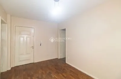 Apartamento com 2 quartos para alugar na avenida cristóvão colombo, 250, floresta, porto alegre, 54 m2 por r$ 1.600