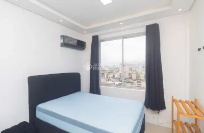 Kitnet / stúdio para alugar na rua josé do patrocínio, 373, cidade baixa, porto alegre, 20 m2 por r$ 1.650