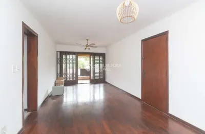 Apartamento com 3 quartos para alugar na avenida panamericana, 931, jardim lindóia, porto alegre, 125 m2 por r$ 2.500