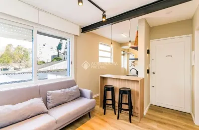 Apartamento com 1 quarto para alugar na rua felipe neri, 369, auxiliadora, porto alegre, 33 m2 por r$ 2.500