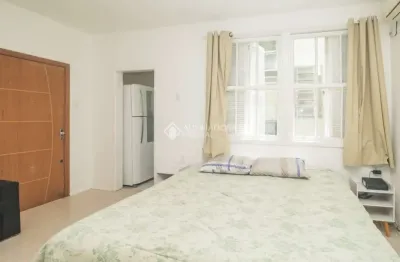 Kitnet / stúdio para alugar na rua marcelo gama, 17, são joão, porto alegre, 40 m2 por r$ 1.400