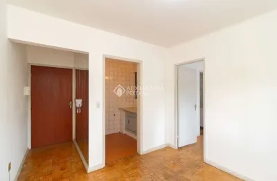 Apartamento com 1 quarto para alugar na Avenida Ipiranga, 1473, Praia de Belas, Porto Alegre, 32 m2 por R$ 750