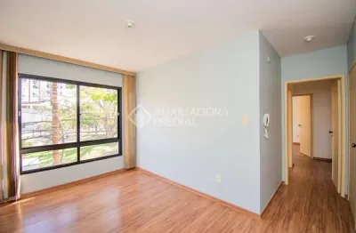 Apartamento com 2 quartos para alugar na rua gonçalves dias, 880, menino deus, porto alegre, 55 m2 por r$ 3.000