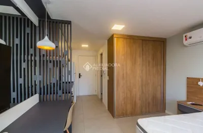 Apartamento com 1 quarto para alugar na rua vinte e quatro de outubro, 1585, auxiliadora, porto alegre, 35 m2 por r$ 2.800