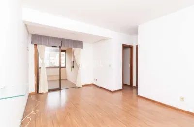 Apartamento com 2 quartos para alugar na Rua Saldanha Marinho, 43, Menino Deus, Porto Alegre, 70 m2 por R$ 2.390