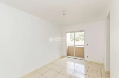 Apartamento com 2 quartos para alugar na rua norberto jung, 65, sarandi, porto alegre, 70 m2 por r$ 1.320
