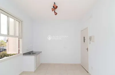 Kitnet / Stúdio para alugar na Avenida da Azenha, 1091, Azenha, Porto Alegre, 19 m2 por R$ 950