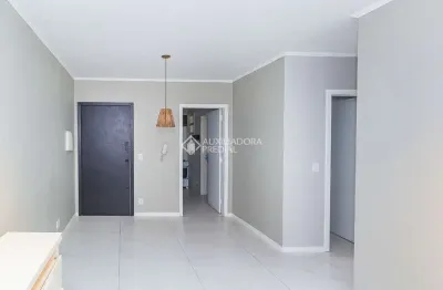 Apartamento com 2 quartos para alugar na Rua Atanásio Belmonte, 51, Boa Vista, Porto Alegre, 59 m2 por R$ 2.200