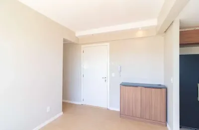 Apartamento com 2 quartos para alugar na Avenida da Cavalhada, 4428, Cavalhada, Porto Alegre, 43 m2 por R$ 1.850