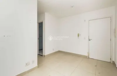 Apartamento com 2 quartos para alugar na rua airton ferreira da silva, 295, humaitá, porto alegre, 50 m2 por r$ 1.850