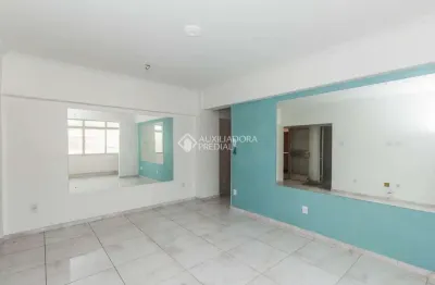 Apartamento com 3 quartos para alugar na rua santos dumont, 577, floresta, porto alegre, 106 m2 por r$ 1.500